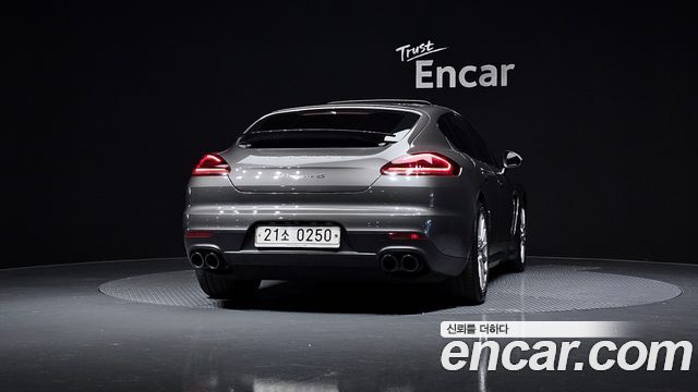 Porsche Panamera 2016 — photo 4