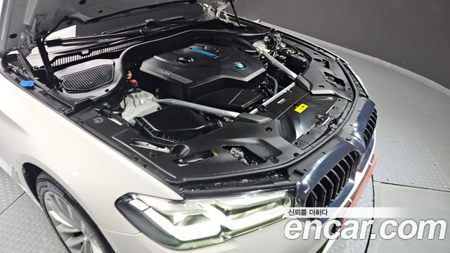 BMW 5-Series 2021 — photo 6
