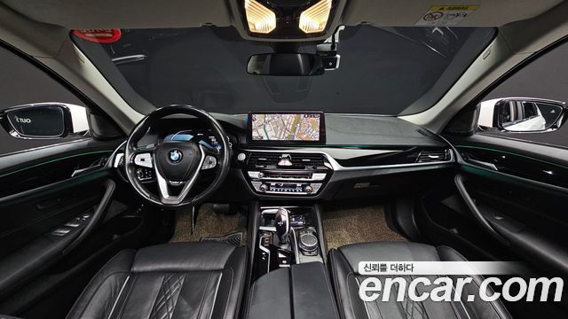BMW 5-Series 2021 — photo 7