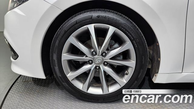 Hyundai Grandeur 2015 — photo 5