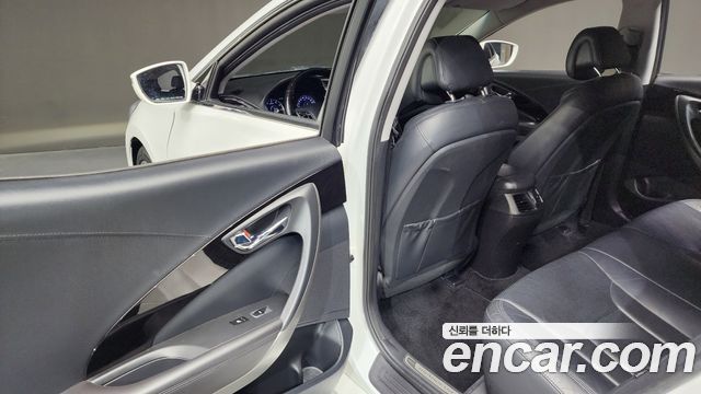Hyundai Grandeur 2015 — photo 17