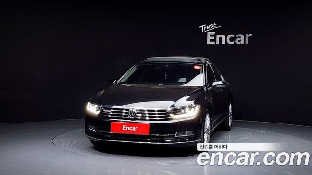 Volkswagen Passat 2018 — photo 3