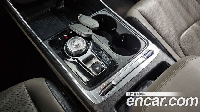Kia Canival 2024 — photo 9