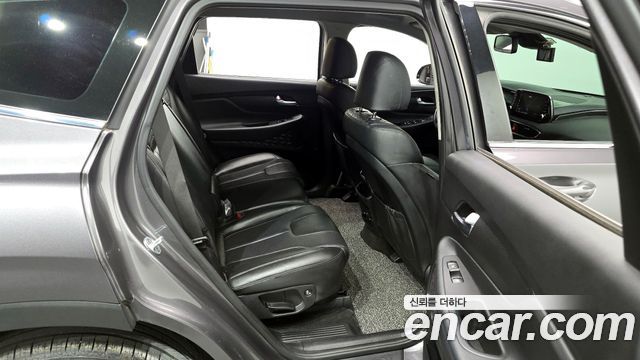 Hyundai Santafe 2019 — photo 12