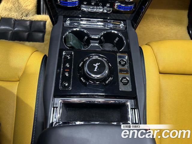Rolls-Royce Cullinan 2023 — photo 14
