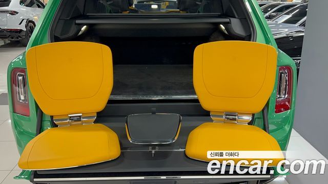Rolls-Royce Cullinan 2023 — photo 17