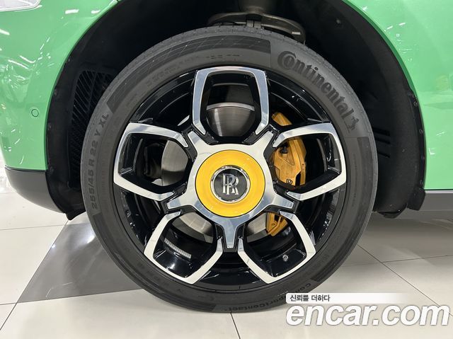 Rolls-Royce Cullinan 2023 — photo 20