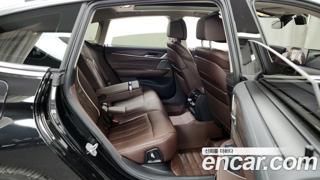 BMW Gran Turismo 2023 — photo 12