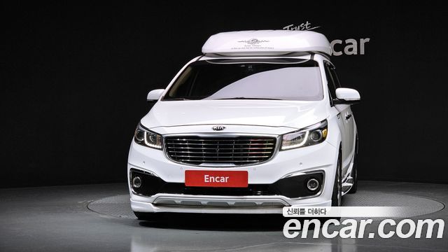 Kia Canival 2017 — photo 3