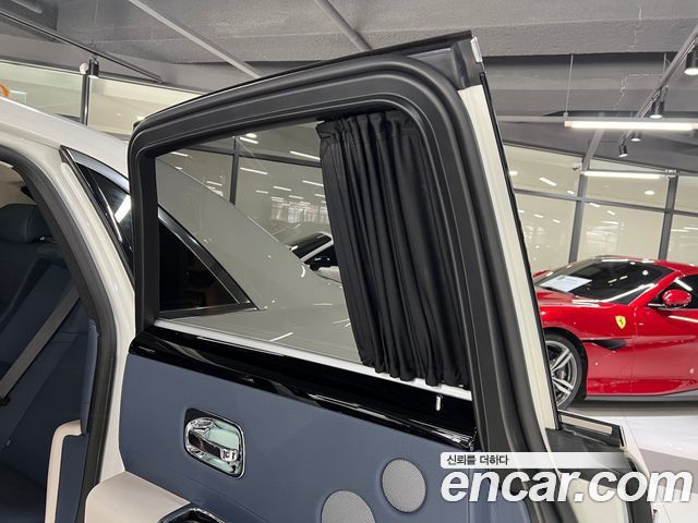 Rolls-Royce Ghost 2011 — photo 11