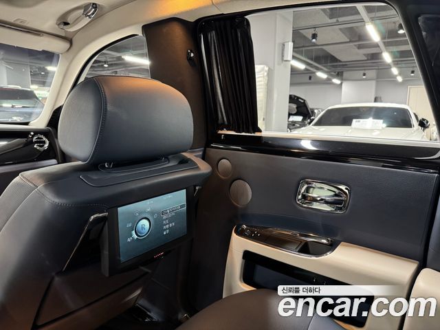 Rolls-Royce Ghost 2011 — photo 13