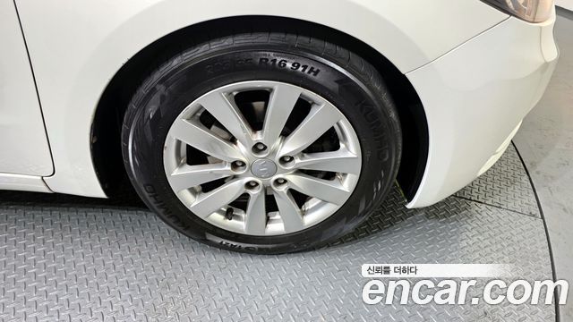 Kia K3 2015 — photo 5