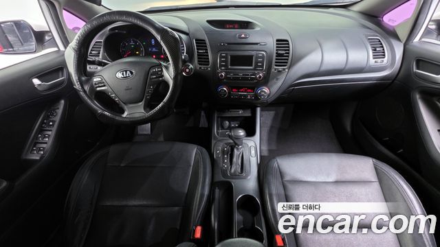 Kia K3 2015 — photo 7