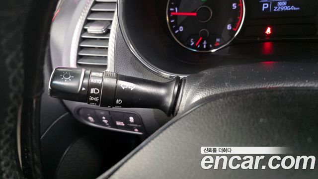Kia K3 2015 — photo 19