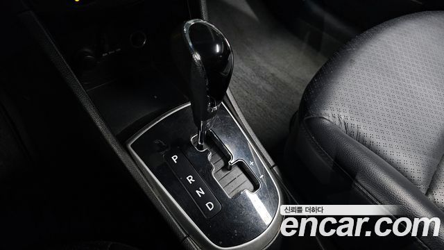 Hyundai Accent 2012 — photo 9