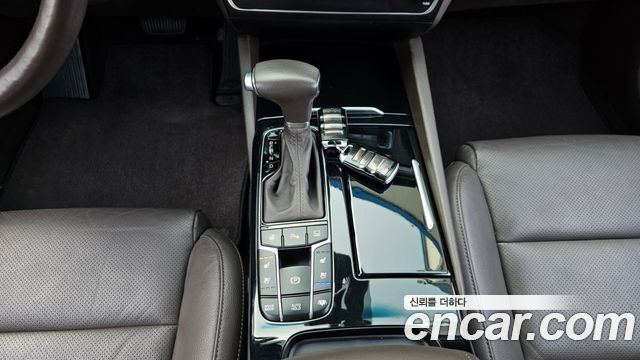 Kia K7 2019 — photo 9