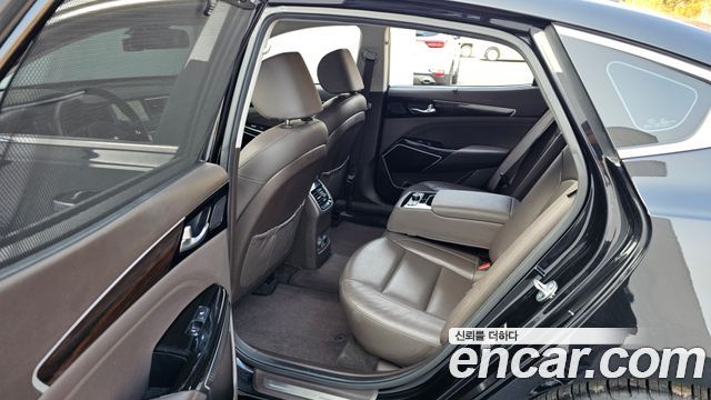 Kia K7 2019 — photo 11