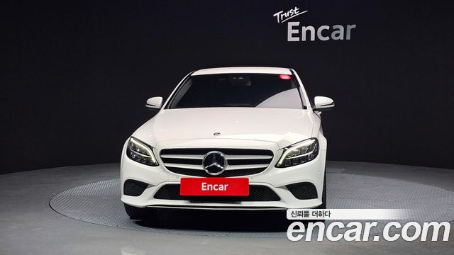 Mercedes-Benz C-Class 2019 — photo 3