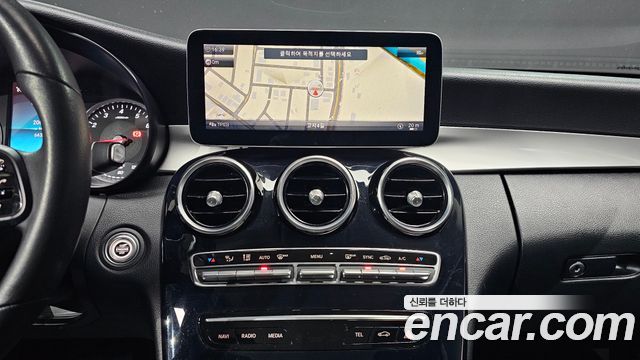Mercedes-Benz C-Class 2019 — photo 15