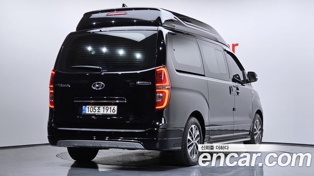 Hyundai Starex 2021 — photo 2