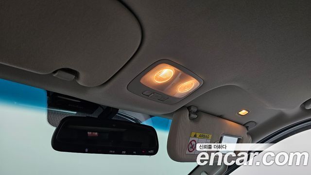 Hyundai Starex 2021 — photo 19