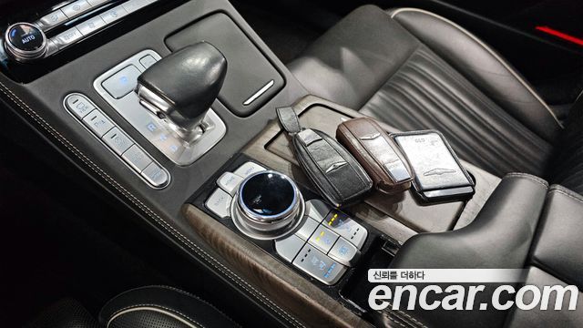 Genesis G90 2019 — photo 9