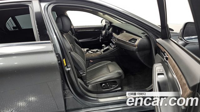 Genesis G90 2019 — photo 11