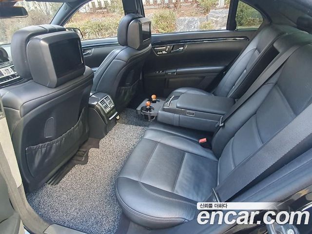 Mercedes-Benz S-Class 2010 — photo 11