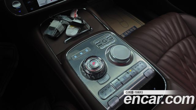 Genesis G90 2022 — photo 9