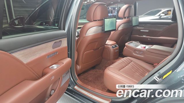 Genesis G90 2022 — photo 12