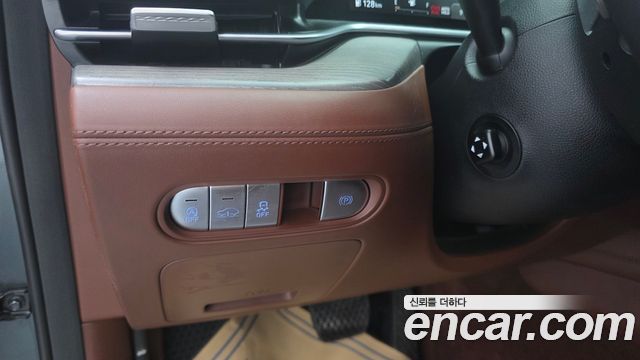 Genesis G90 2022 — photo 17