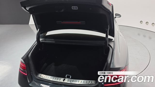 Genesis G90 2022 — photo 20