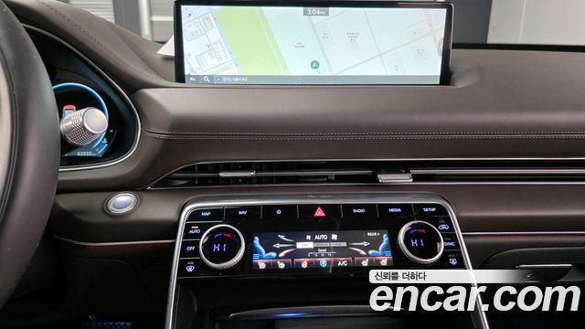 Genesis GV80 2022 — photo 17