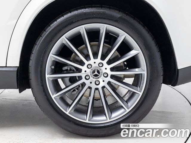 Mercedes-Benz GLE-Class 2025 — photo 5