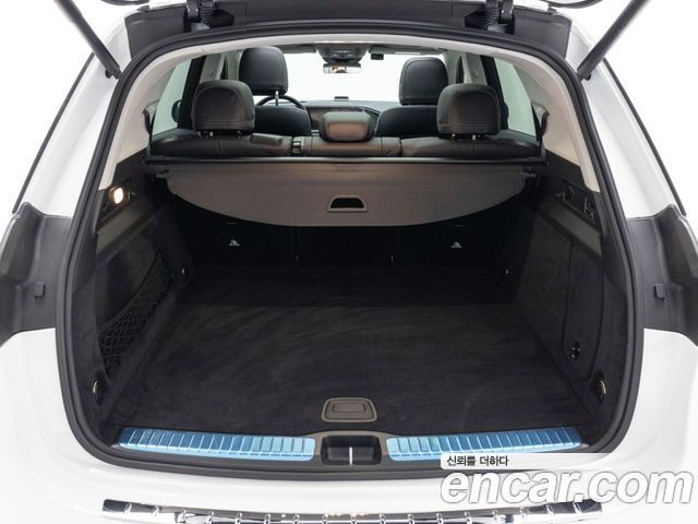 Mercedes-Benz GLE-Class 2025 — photo 6