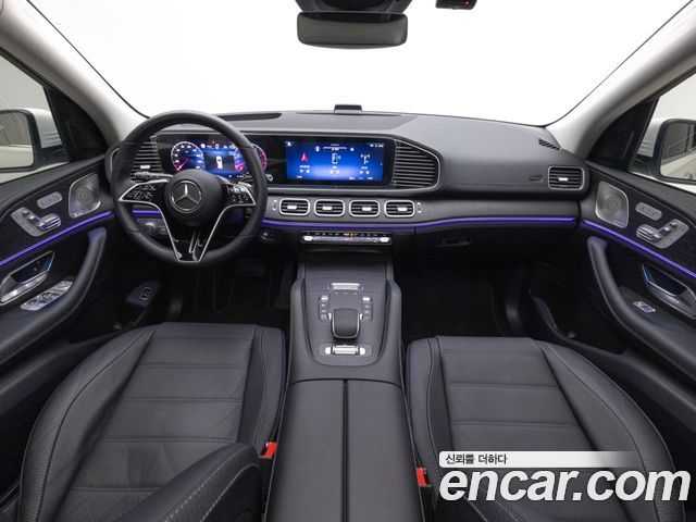Mercedes-Benz GLE-Class 2025 — photo 18