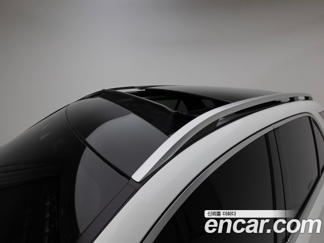Mercedes-Benz GLE-Class 2025 — photo 19