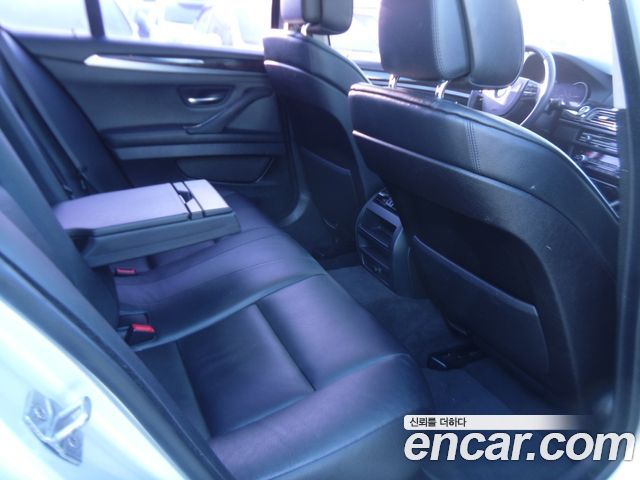BMW 5-Series 2013 — photo 13