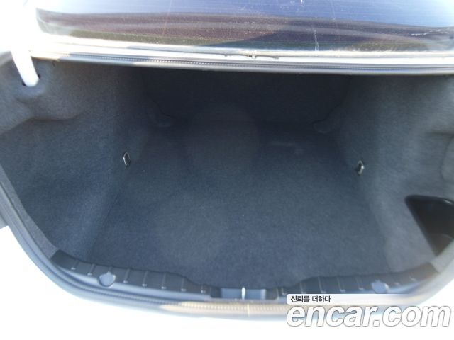 BMW 5-Series 2013 — photo 18