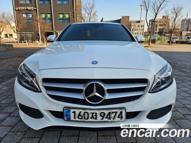 Mercedes-Benz C-Class 2017 — photo 1