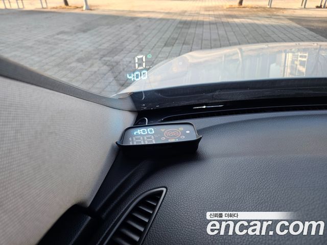 Mercedes-Benz C-Class 2017 — photo 20