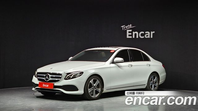 Mercedes-Benz E-Class 2019 — photo 1