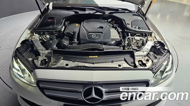 Mercedes-Benz E-Class 2019 — photo 6