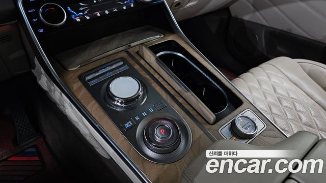 Genesis GV80 2023 — photo 9