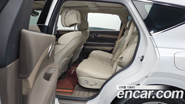 Genesis GV80 2023 — photo 11