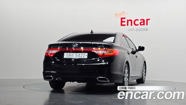 Hyundai Grandeur 2015 — photo 4