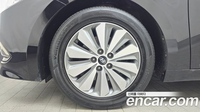Hyundai Grandeur 2015 — photo 5