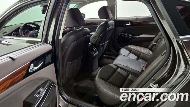 Kia K7 2016 — photo 11