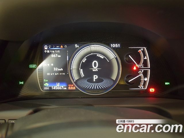 Lexus ES 2022 — photo 7