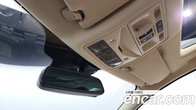 Jaguar XJ 2013 — photo 18